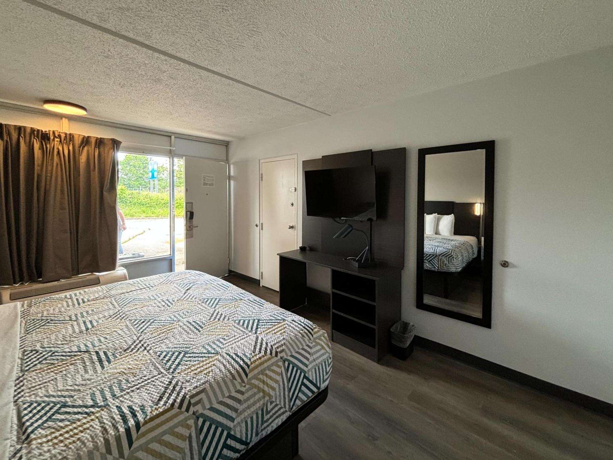 Motel 6 Richmond, Ky Eku Campus Area Exteriör bild